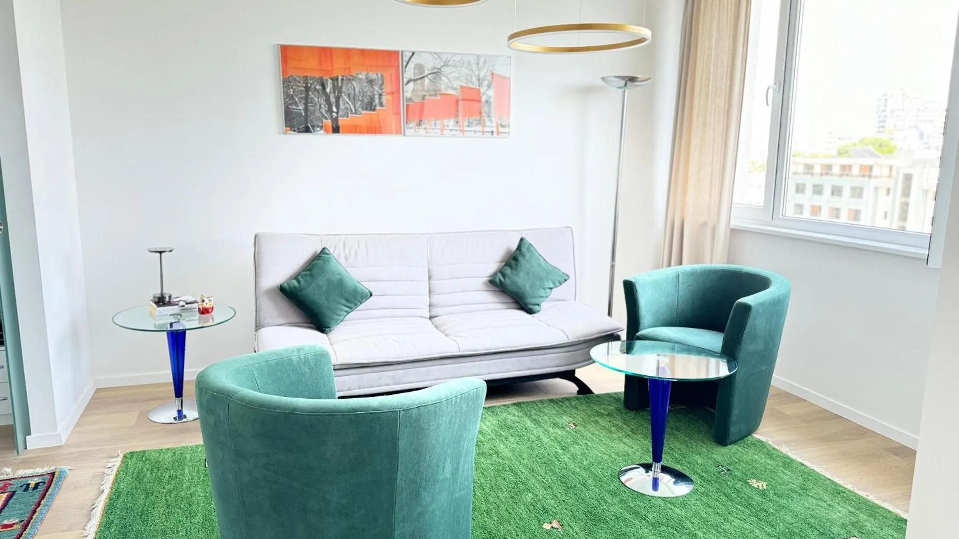 Luxus Living In Burgas Apartment